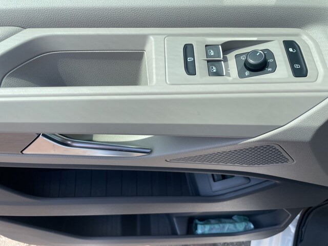 Volkswagen Multivan Lang Pro T7