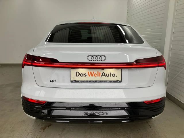 Audi Q8 e-tron 50 Business Quattro