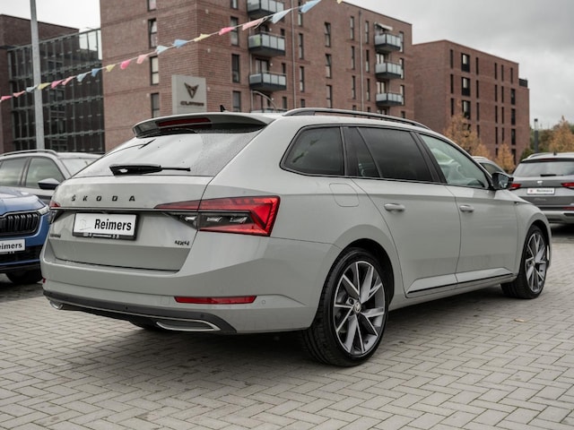 Skoda Superb 2.0 TDI Combi Sportline