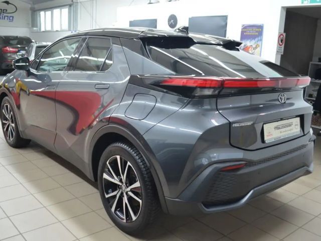 Toyota C-HR Hybride Team D