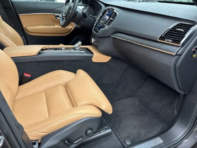 Volvo XC90 Dark T8 Ultimate