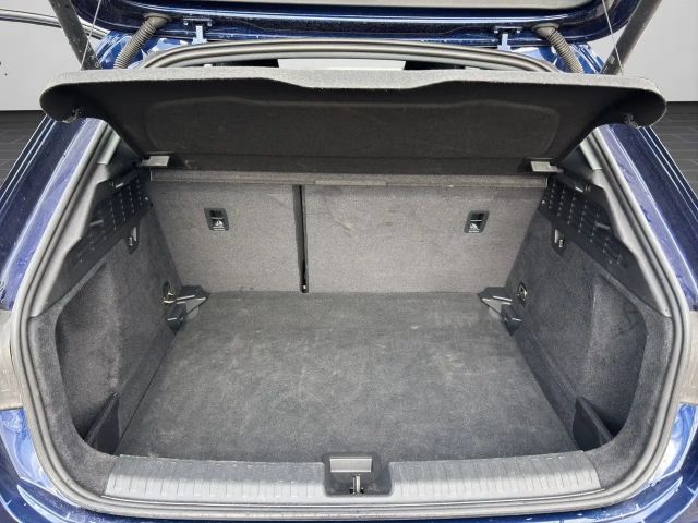 Audi A3 35 TFSI S-Line Sedan