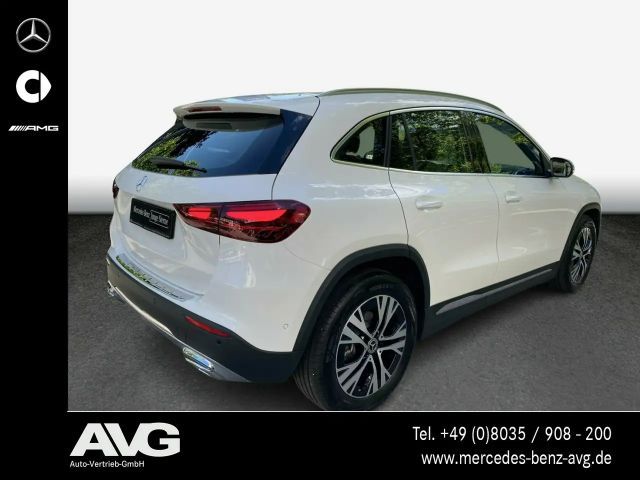 Mercedes-Benz GLA 180 GLA 180 d Progressive