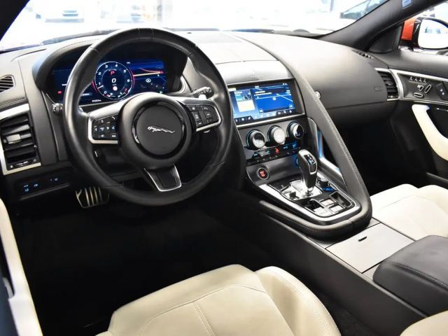 Jaguar F-Type Coupe R-Dynamic