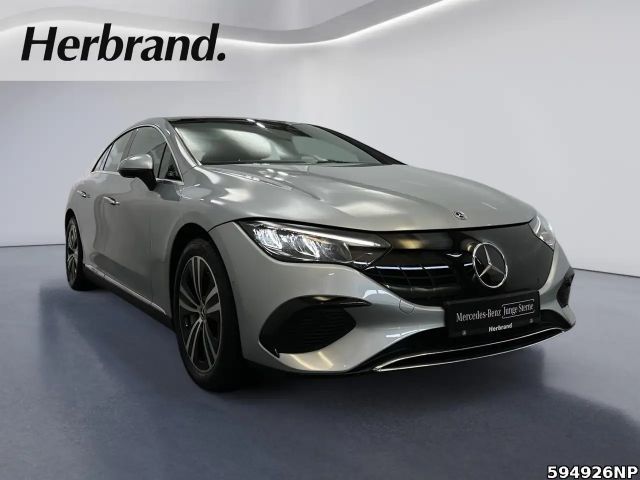 Mercedes-Benz EQE 300 Electric Art Sedan