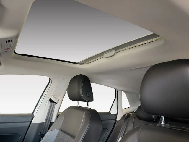 Volkswagen Polo 1.0 TSI DSG IQ.Drive