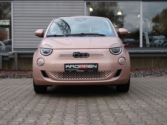 Fiat 500e 42 kWh La Prima