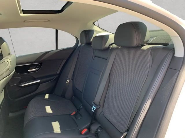 Mercedes-Benz C 300 Sedan