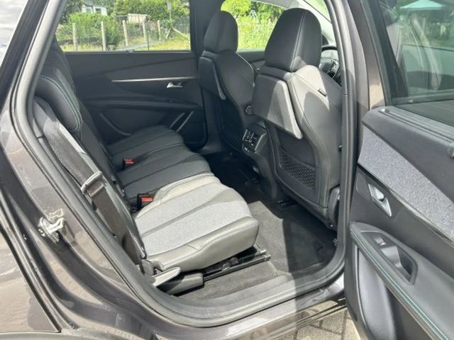 Peugeot 5008 Allure Pack EAT8 PureTech