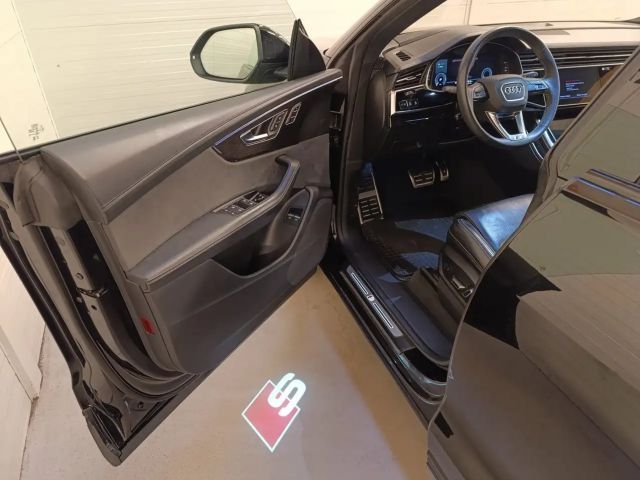 Audi Q8 55 TFSI Hybride Quattro