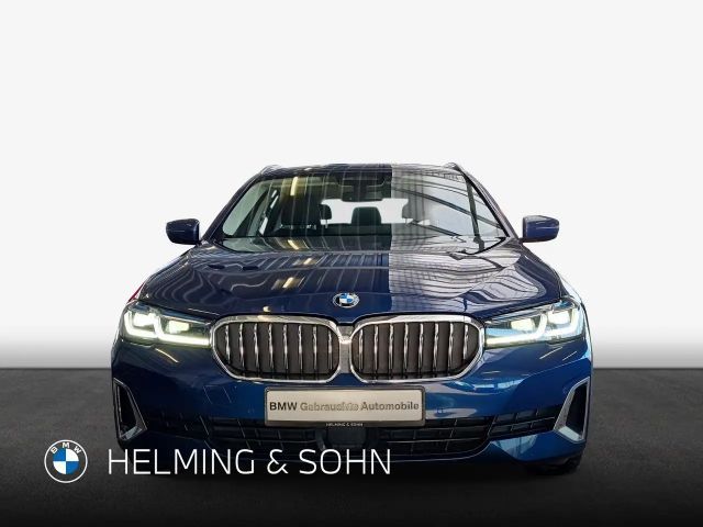 BMW 530 530d Luxury Line Touring xDrive