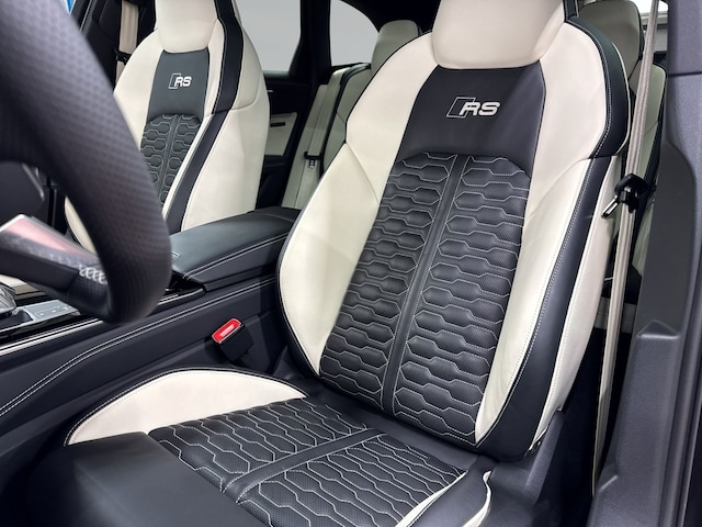 Audi A6 e-tron Avant Performance Quattro