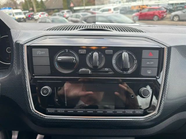 Volkswagen up! Move Move up!