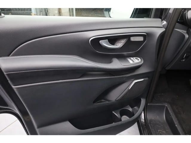 Mercedes-Benz V 300 V 300 d