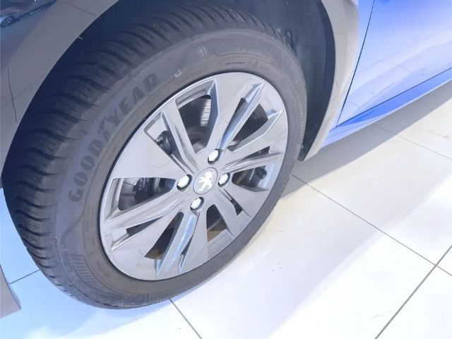 Peugeot E-208 Active Pack