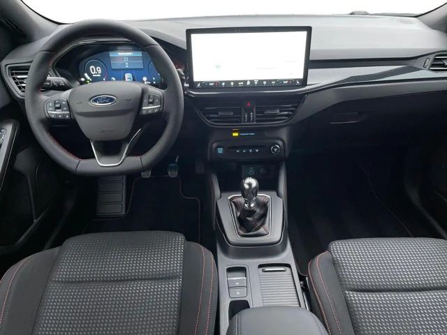 Ford Focus EcoBoost ST Line