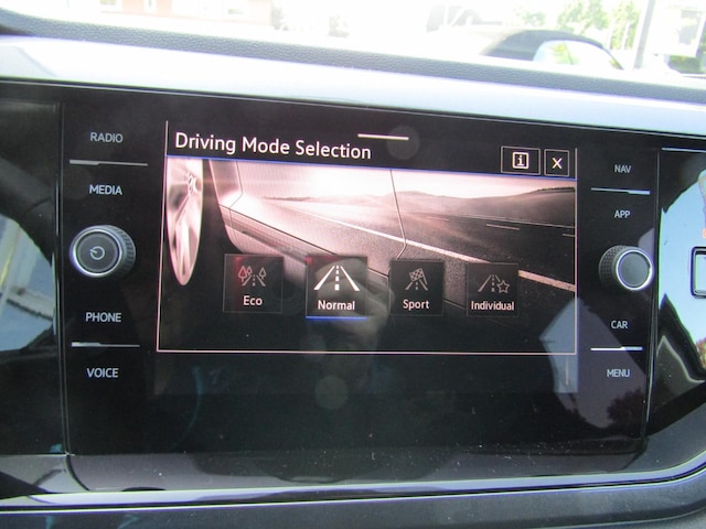 Volkswagen Polo 1.0 TSI DSG IQ.Drive