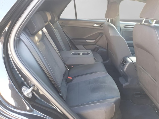 Volkswagen T-Roc 1.5 TSI DSG R-Line