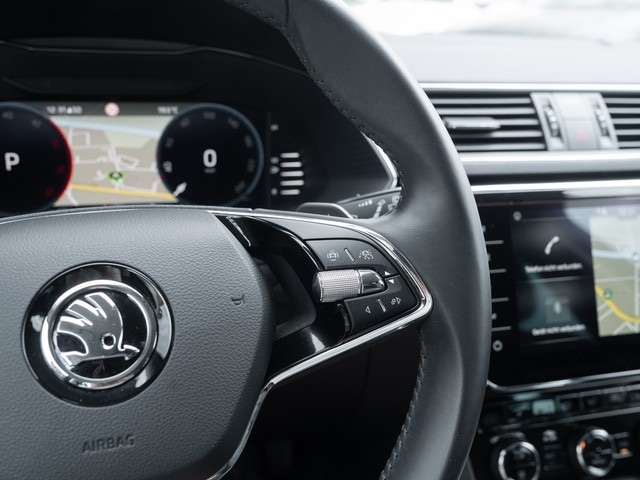 Skoda Superb 2.0 TDI Combi Style Style