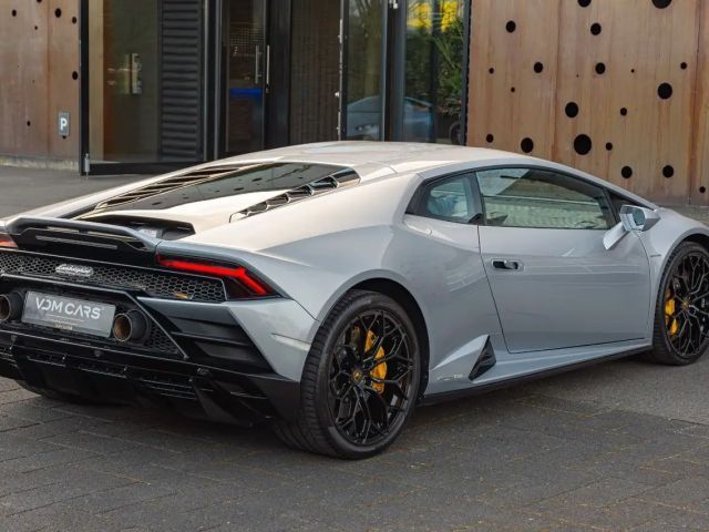 Lamborghini Huracan AWD EVO