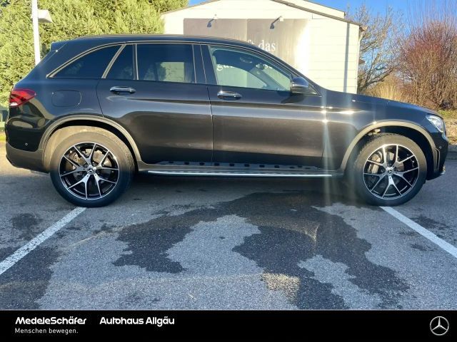 Mercedes-Benz GLC 300 4MATIC AMG Line