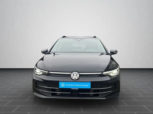 Volkswagen Golf DSG Golf VIII Style Variant