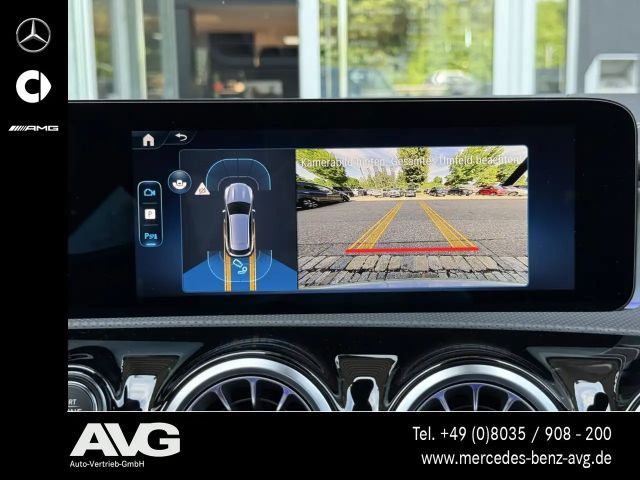 Mercedes-Benz CLA 200 AMG Line Shooting Brake