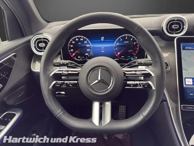 Mercedes-Benz GLC 300 4MATIC AMG Line