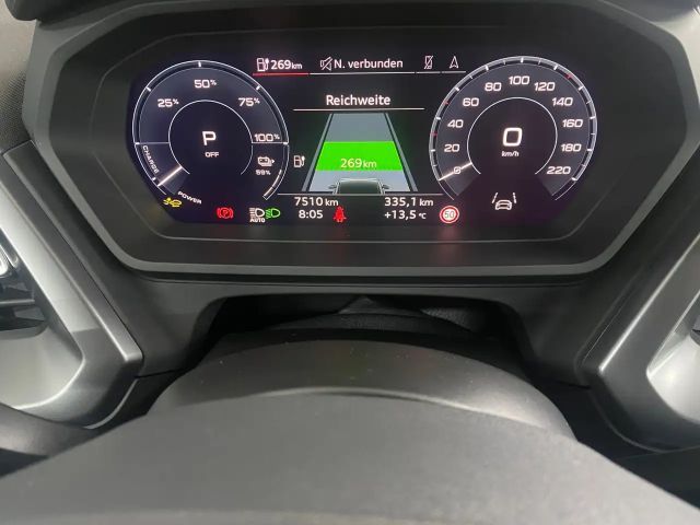 Audi Q4 e-tron Audi Q4 45 e-tron