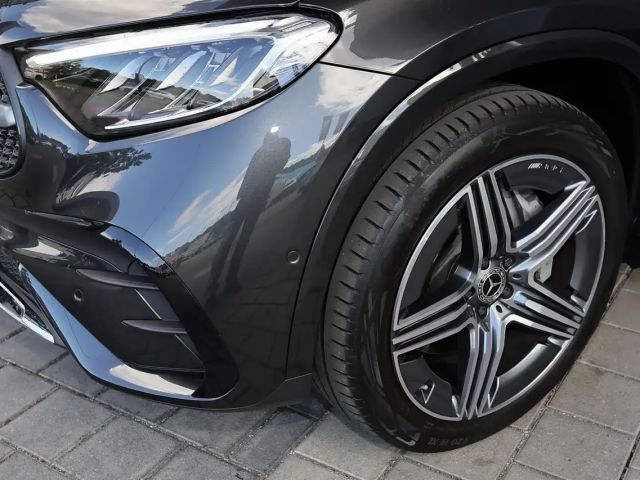 Mercedes-Benz GLC 200 4MATIC AMG Line