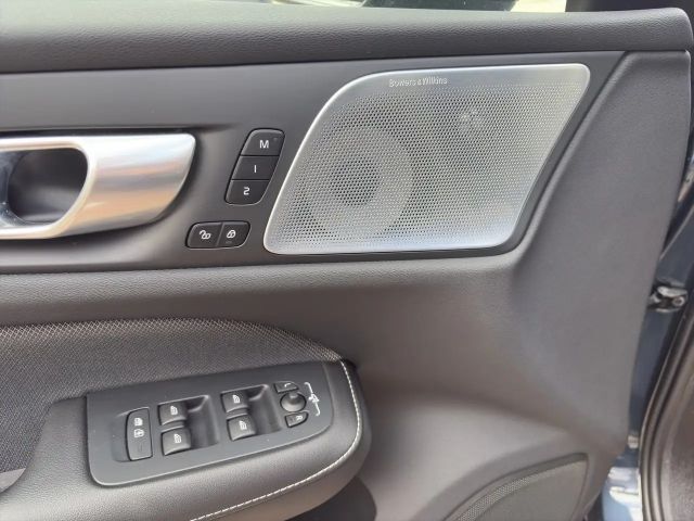 Volvo S60 AWD Dark Recharge Ultimate