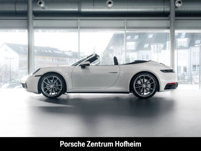 Porsche 992 Cabrio Carrera