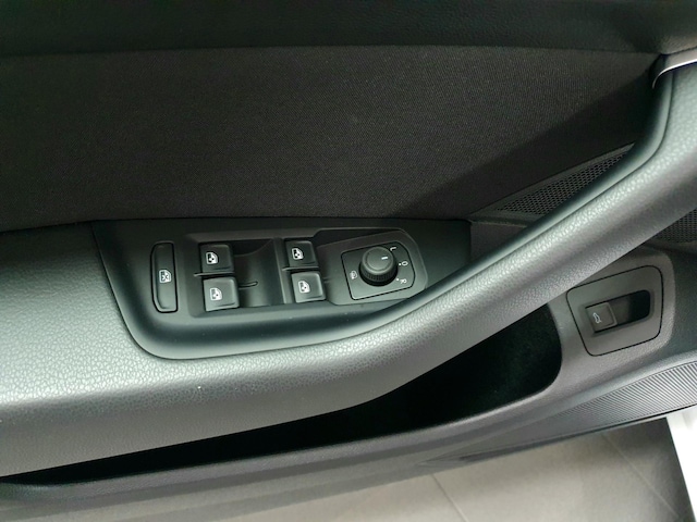 Volkswagen Passat 2.0 TDI Business DSG Variant