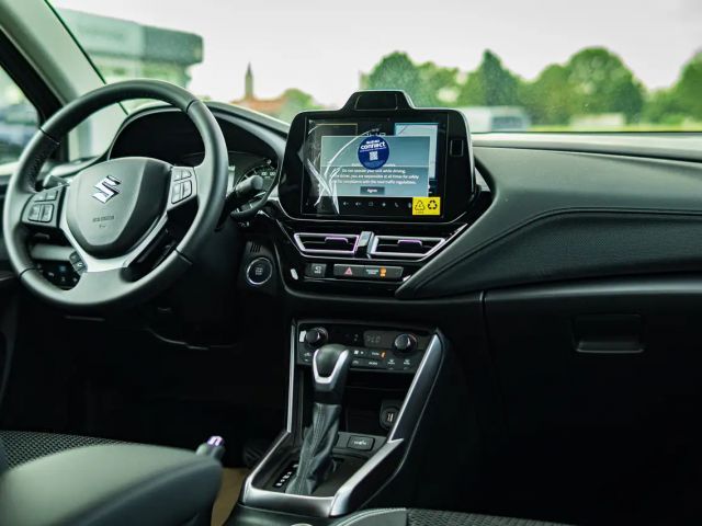 Suzuki S-Cross AllGrip Hybrid