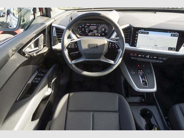 Audi Q4 e-tron SUV 45 e-tron Audi Q4 e-tron