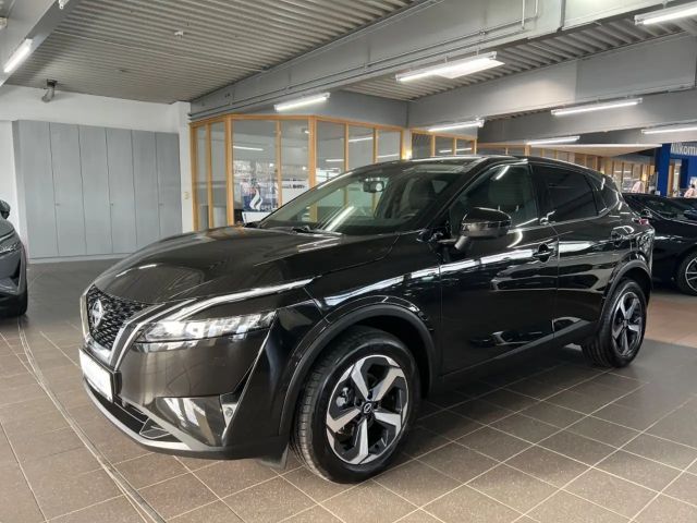 Nissan Qashqai 1.3 Connecta LED+KEYLESS+360°+ACC+VC.