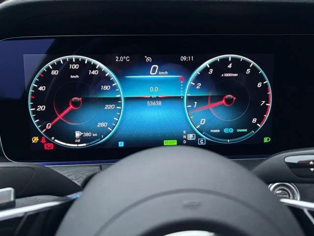 Mercedes-Benz E 300 AVANTGARDE Sedan