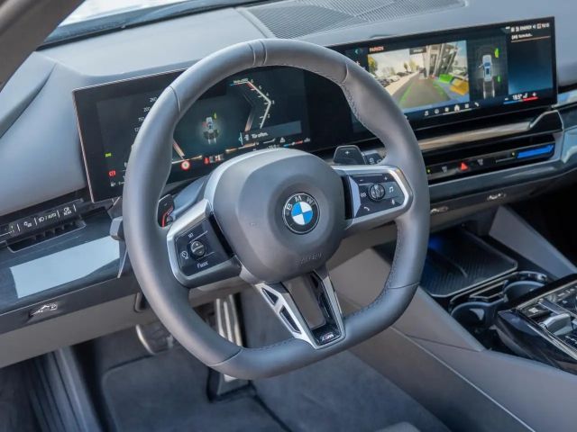 BMW 520 520d M-Sport Touring xDrive