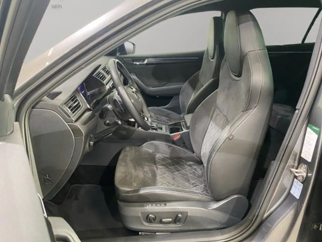 Skoda Superb 2.0 TDI Combi Sportline