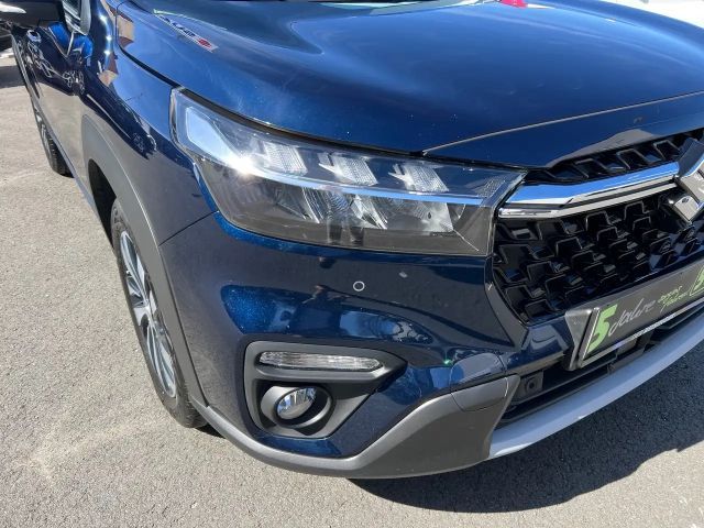 Suzuki S-Cross Flash