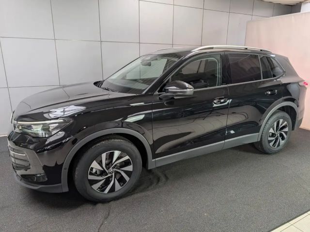 Volkswagen Tiguan 2.0 TDI"Life"ACC AHK App LaneASS Rear