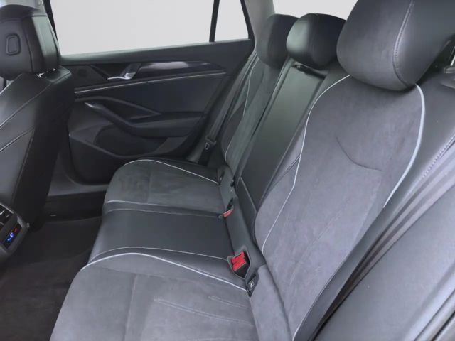 Volkswagen Passat 2.0 TDI Business DSG Variant