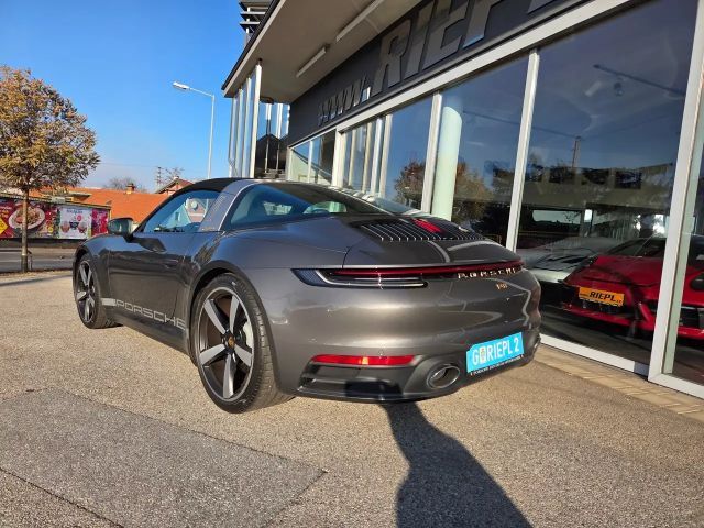 Porsche 992 4 Cabrio S Targa