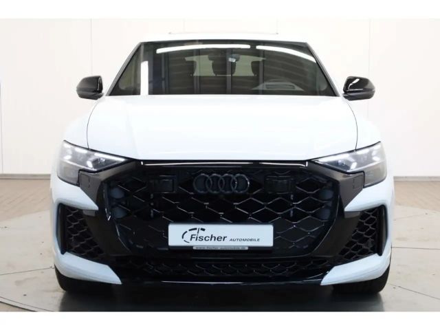 Audi RS Q8 Performance Quattro