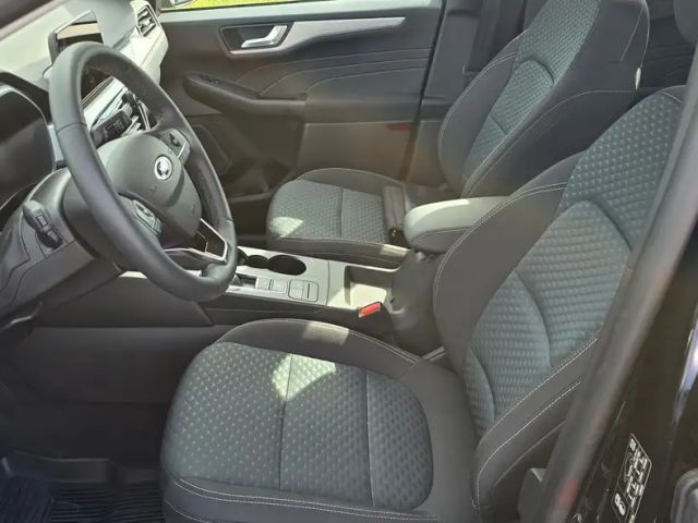 Ford Kuga Cool & Connect Hybrid