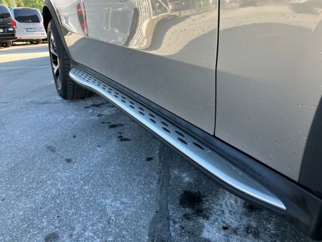 Mercedes-Benz GLC 300 4MATIC