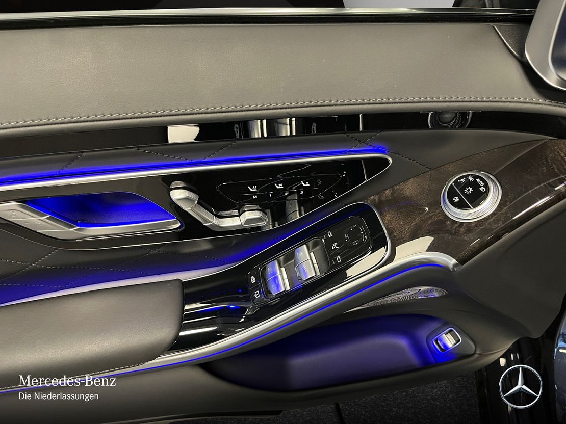 Mercedes-Benz S 580 4MATIC AMG Line Sedan