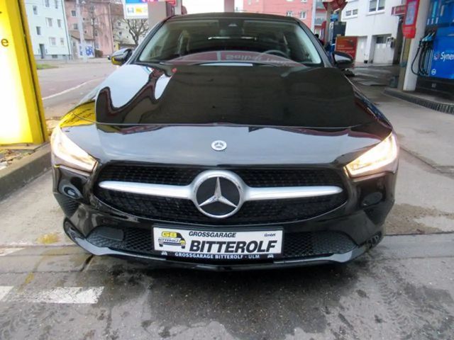Mercedes-Benz CLA 180 Shooting Brake