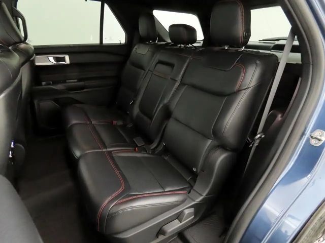 Ford Explorer Plug in Hybrid ST Line