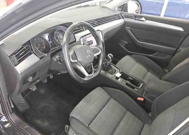 Volkswagen Passat 1.5 TSI Business Variant